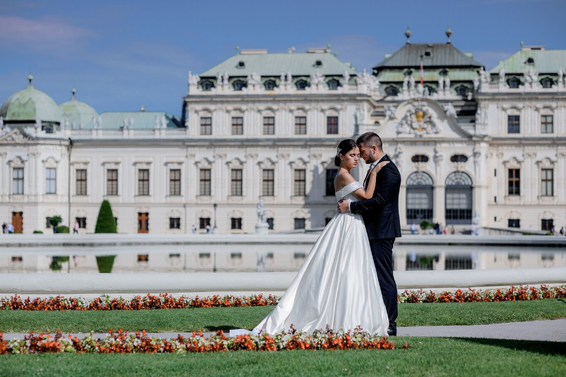 Picture-Perfect Moments: Ultimate Wedding Photography Package Singapore